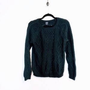 Gap dark blue cable knit heavy sweater size small